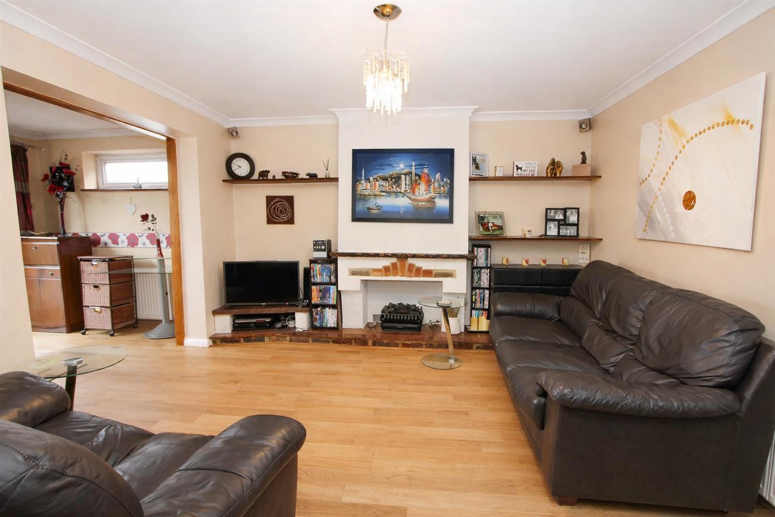 Sandy Lane North, Wallington